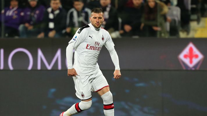 FLORENCE, ITALY - FEBRUARY 22: Ante REbic of AC Milan in action during the Serie A match between ACF Fiorentina and  AC Milan at Stadio Artemio Franchi on February 22, 2020 in Florence, Italy.  (Photo by Gabriele Maltinti/Getty Images) 