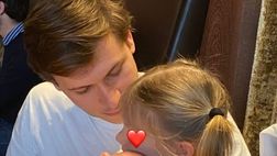 SOCIAL / Inter, Barella si gode la famiglia: il dolce scatto in compagnia dei figli