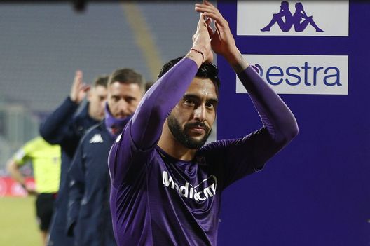 FLORENCE, ITALY - FEBRUARY 01: Nicolas Ivan Gonzalez of ACF Fiorentina greets the fans after during the Coppa Italia Quarter Final matcy between Fiorentina and Torino at Stadio Artemio Franchi on February 1, 2023 in Florence, Italy. (Photo by Gabriele Maltinti/Getty Images) CorFio: Nico Gonzalez verso il riposo? L’argentino può partire dalla panchina- immagine 2