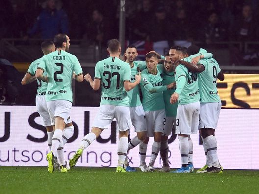 TURIN, ITALY - NOVEMBER 23: Lautaro Martínez of FC Internazionale celebrates after scoring the opening goal during the Serie A match between Torino FC and FC Internazionale at Stadio Olimpico di Torino on November 23, 2019 in Turin, Italy. (Photo by Claudio Villa - Inter/Inter via Getty Images ) TURIN, ITALY - NOVEMBER 23: Lautaro Martínez of FC Internazionale celebrates after scoring the opening goal during the Serie A match between Torino FC and FC Internazionale at Stadio Olimpico di Torino on November 23, 2019 in Turin, Italy. (Photo by Claudio Villa - Inter/Inter via Getty Images )