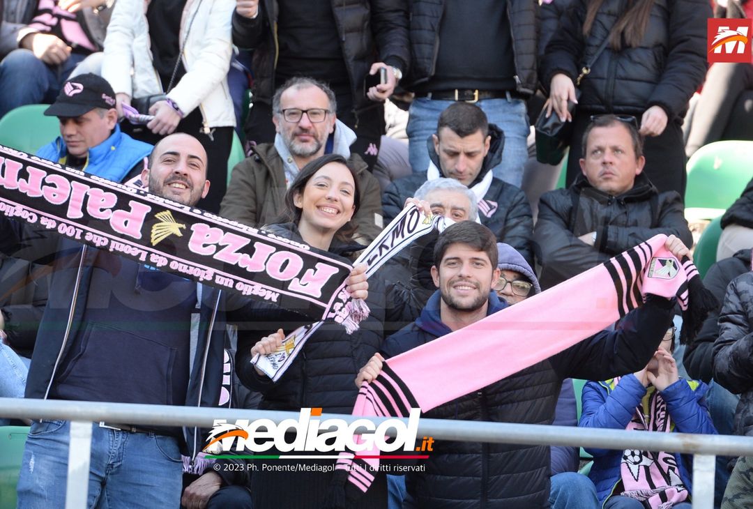 FOTOTIFO Palermo-Frosinone 1-1, i tifosi allo Stadio “Renzo Barbera” (Gallery) - immagine 68