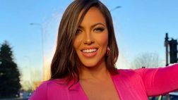 Fabiana Britto, scollatura da capogiro: “Io credo nel rosa”