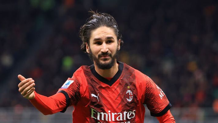 “Gioca con gli occhiali 3D”: che pagella per Adli. Fa meglio solo Leao per Gazzetta - immagine 1