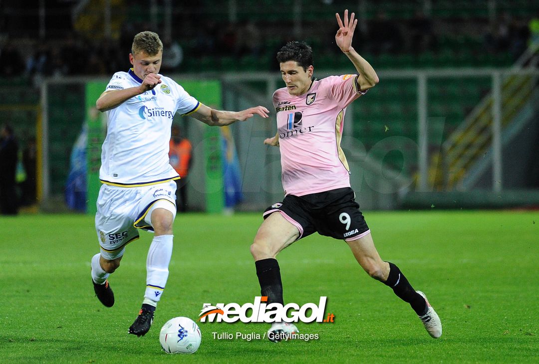  Stefano Moreo and Pawel Dawidowicz 