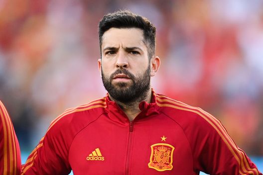 Jordi Alba (Photo by David Ramos/Getty Images) Barça verso il Clasico con lo stipendio ridotto, Jordi Alba “Ne parlerò con il club…”- immagine 2