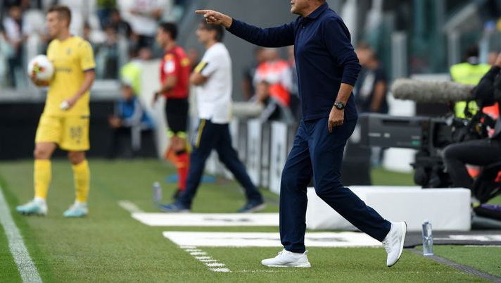 TURIN, ITALY - SEPTEMBER 21: head coach of Juventus Maurizio Sarri gestures during the Serie A match between Juventus and Hellas Verona at Allianz Stadium on September 21, 2019 in Turin, Italy.  (Photo by Juventus FC/Juventus FC via Getty Images) 