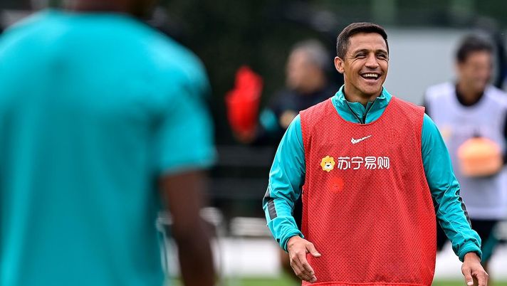 FCIN1908 / Sanchez, nessun chiarimento dopo il post. Inzaghi, stessa reazione di Conte - immagine 1