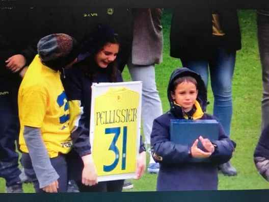 ? FOTO – Il discorso di Pellissier per l’addio al calcio: i figli scoppiano a piangere- immagine 2