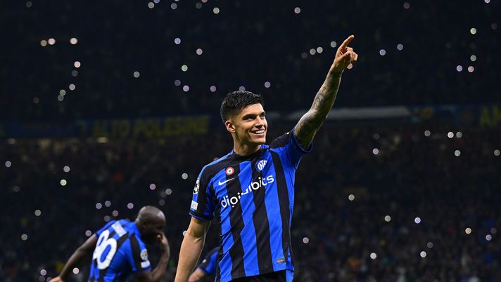 MILAN, ITALY - APRIL 19: Joaquin Correa of FC Internazionale celebrates after scoring the goal during the UEFA Champions League quarterfinal second leg match between FC Internazionale and SL Benfica at San Siro Stadium on April 19, 2023 in Milan, Italy. (Photo by Mattia Ozbot - Inter/Inter via Getty Images) Inter
