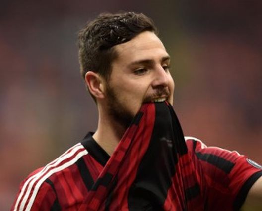 Mattia Destro, attaccante del Milan (Fonte: www.tuttomercatoweb.com) Mattia Destro, attaccante del Milan (Fonte: www.tuttomercatoweb.com)