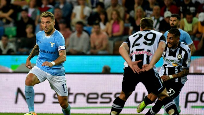 UDINE, ITALY - MAY 21: Ciro Immobile of SS Lazio in action during the Serie A match between Udinese Calcio and SS Lazio at Dacia Arena on May 21, 2023 in Udine, Italy . (Photo by Marco Rosi - SS Lazio/Getty Images) Serie A, alla Lazio basta un rigore dubbio di Immobile: 1-0 all’Udinese, Inter scavalcata - immagine 1
