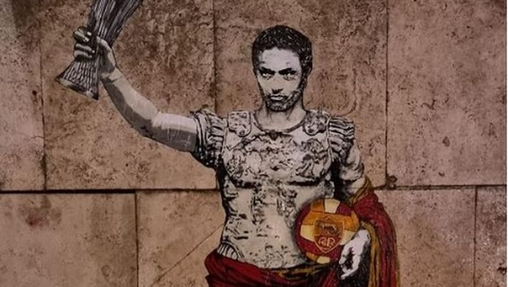 Screenshot Mourinho come Giulio Cesare, ma con la coppa: il nuovo murale di Harry Grab - immagine 1