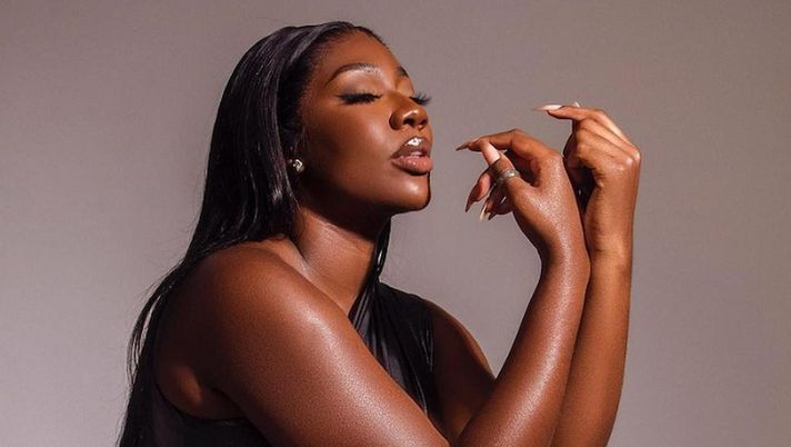 Shani Jamilah, foto bollenti: la fiamma di Lukaku incanta il web - immagine 1