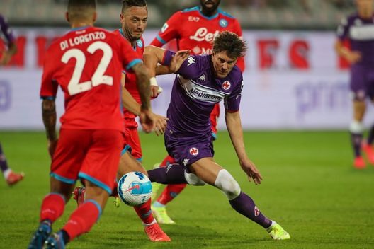 GERMOGLI PH: 3 OTTOBRE 2021 FIRENZE STADIO ARTEMIO FRANCHI SERIE A FIORENTINA VS NAPOLI NELLA FOTO VLAHOVIC GERMOGLI PH: 3 OTTOBRE 2021 FIRENZE STADIO ARTEMIO FRANCHI SERIE A FIORENTINA VS NAPOLI NELLA FOTO VLAHOVIC