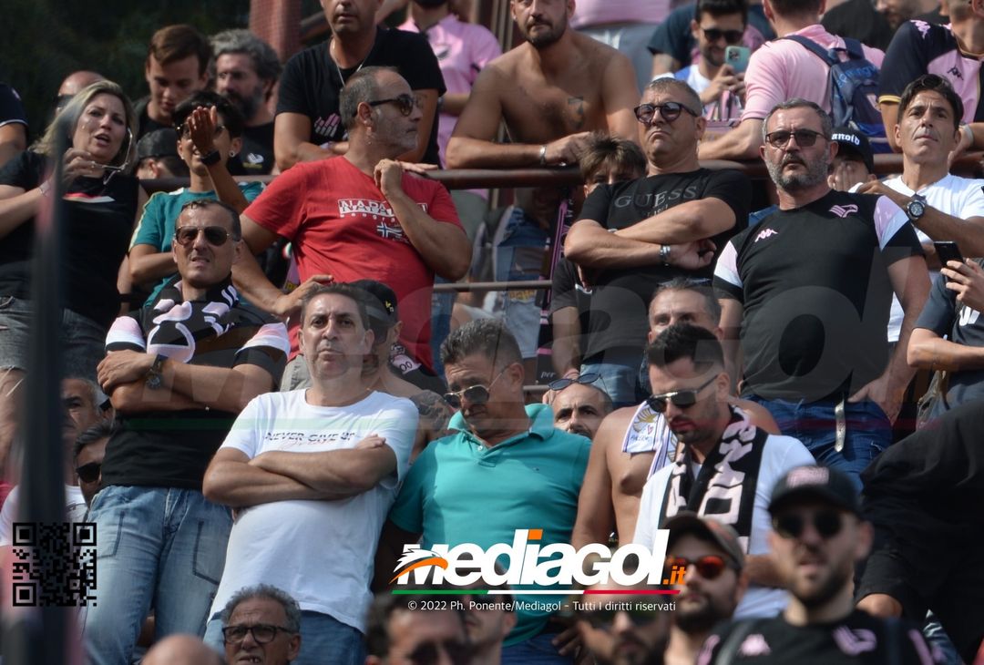 FOTOTIFO, Reggina-Palermo 3-0: i tifosi allo stadio “Oreste Granillo” (Gallery) - immagine 27
