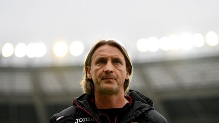 TURIN, ITALY - APRIL 26: Davide Nicola, Head Coach of Torino FC looks on prior to the Serie A match between Torino FC and SSC Napoli at Stadio Olimpico di Torino on April 26, 2021 in Turin, Italy. Sporting stadiums around Italy remain under strict restrictions due to the Coronavirus Pandemic as Government social distancing laws prohibit fans inside venues resulting in games being played behind closed doors. (Photo by Valerio Pennicino/Getty Images)
