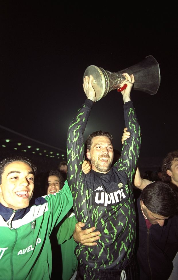 2 May 1990: A delighted Stefano Tacconi (centre) captain of Juventus holds the the UEFA Cup aloft after the Final second leg match against Florentina in Avellino, Italy. The match ended in a 0-0 draw but Juventus won 3-1 on aggregate. Mandatory Credit:Simon Bruty/Allsport 2 May 1990: A delighted Stefano Tacconi (centre) captain of Juventus holds the the UEFA Cup aloft after the Final second leg match against Florentina in Avellino, Italy. The match ended in a 0-0 draw but Juventus won 3-1 on aggregate. Mandatory Credit:Simon Bruty/Allsport