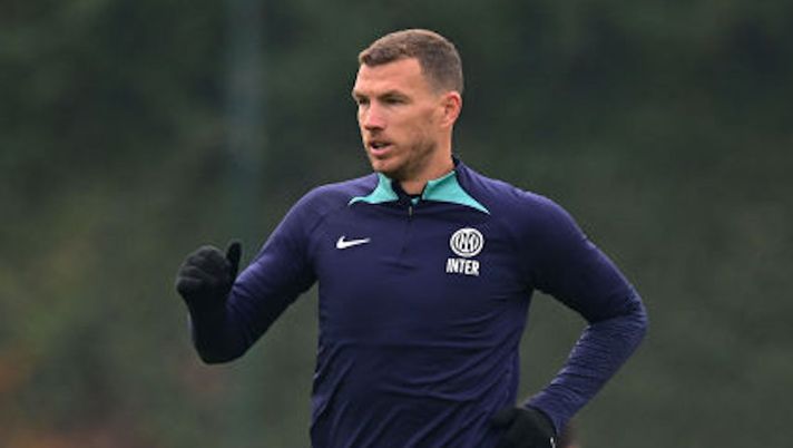 CorSera – Inter, c’è la volontà di trattenere Dzeko. Discorso diverso per gli altri rinnovi - immagine 1