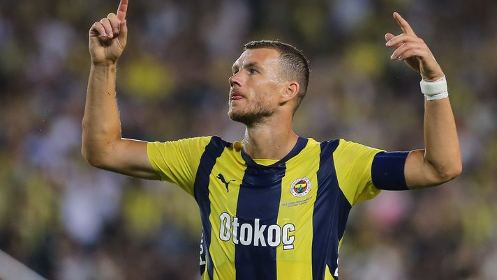 Ex Inter, Dzeko lascia il Fenerbahce: “È arrivato il momento di dire addio, ringrazio tutti” - immagine 1