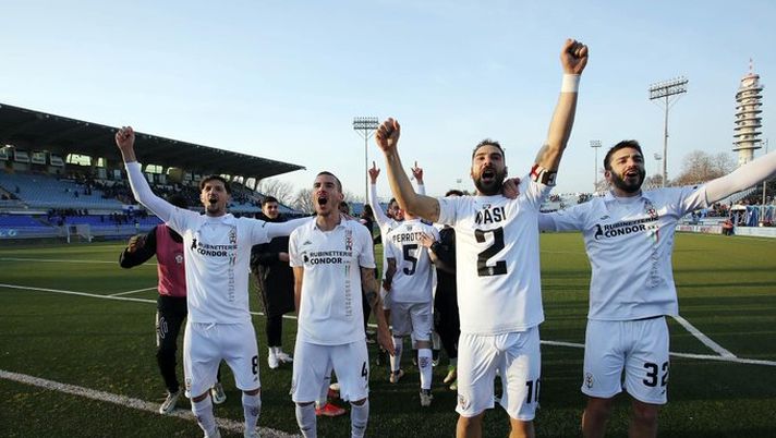 Pro Vercelli, il bomber Comi: “Dedichiamo il derby ad Alberto, poliziotto buono” - immagine 1