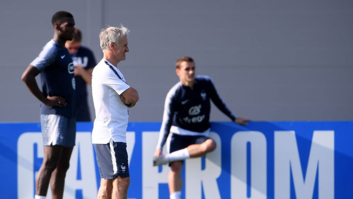MOSCOW, RUSSIA - JULY 12: Head coach Didier Deschamps looks on during a France trainig session on July 12, 2018 in Moscow, Russia. (Photo by Laurence Griffiths/Getty Images) MOSCOW, RUSSIA - JULY 12: Head coach Didier Deschamps looks on during a France trainig session on July 12, 2018 in Moscow, Russia. (Photo by Laurence Griffiths/Getty Images)