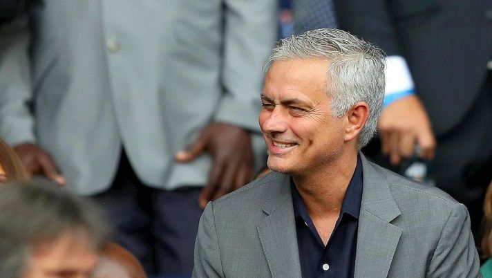 Debora Serracchiani si sbilancia su Mourinho: “Andrei a cena con lui. È uno che…”  Debora Serracchiani si sbilancia su Mourinho: “Andrei a cena con lui. È uno che…”