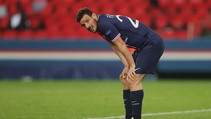 PARIS, FRANCE - APRIL 28: Alessandro Florenzi of Paris Saint-Germain reacts during the UEFA Champions League Semi Final First Leg match between Paris Saint-Germain and Manchester City at Parc des Princes on April 28, 2021 in Paris, France. Sporting stadiums around France remain under strict restrictions due to the Coronavirus Pandemic as Government social distancing laws prohibit fans inside venues resulting in games being played behind closed doors. (Photo by Alex Grimm/Getty Images) PARIS, FRANCE - APRIL 28: Alessandro Florenzi of Paris Saint-Germain reacts during the UEFA Champions League Semi Final First Leg match between Paris Saint-Germain and Manchester City at Parc des Princes on April 28, 2021 in Paris, France. Sporting stadiums around France remain under strict restrictions due to the Coronavirus Pandemic as Government social distancing laws prohibit fans inside venues resulting in games being played behind closed doors. (Photo by Alex Grimm/Getty Images)