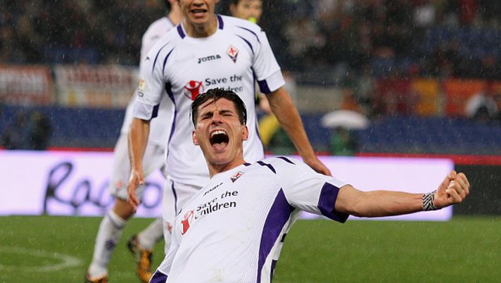 Mario Gomez in maglia Fiorentina, Getty Images Mario Gomez in maglia Fiorentina, Getty Images