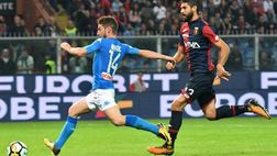 Mertens, fantastico ritratto per le vie della città |FOTO