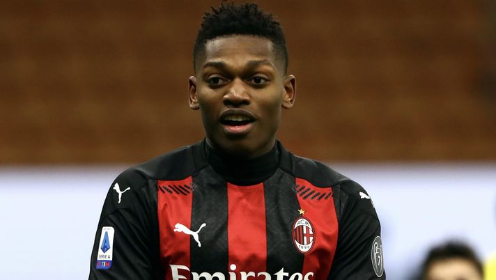 Rafael Leao (attaccante AC Milan) esulta per il suo gol in Milan-Torino (Serie A 2020-2021) | AC Milan News (Getty Images) 