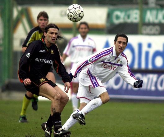 10 Feb 2002: Antonio Marasco of Venezia and Domenico Morfeo of Fiorentina in action during the Serie A match between Venezia and Fiorentina, played at the Penzo Stadium, Venezia. DIGITAL IMAGE Mandatory Credit: Grazia Neri/ALLSPORT 10 Feb 2002: Antonio Marasco of Venezia and Domenico Morfeo of Fiorentina in action during the Serie A match between Venezia and Fiorentina, played at the Penzo Stadium, Venezia. DIGITAL IMAGE Mandatory Credit: Grazia Neri/ALLSPORT