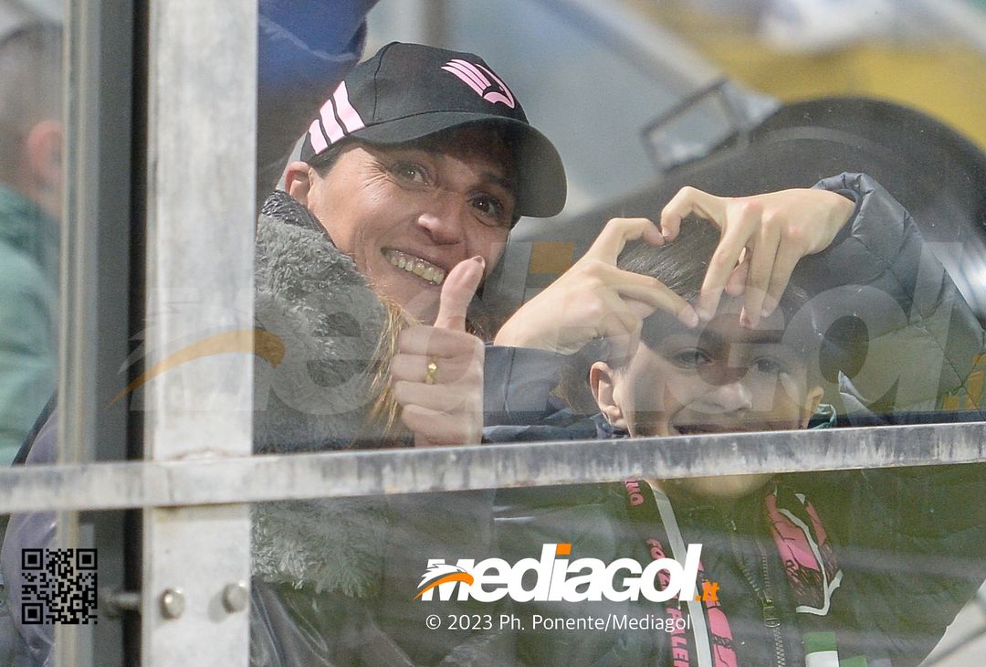 FOTOTIFO Palermo-Modena 5-2, gli scatti ai tifosi al “Renzo Barbera” (Gallery) - immagine 59