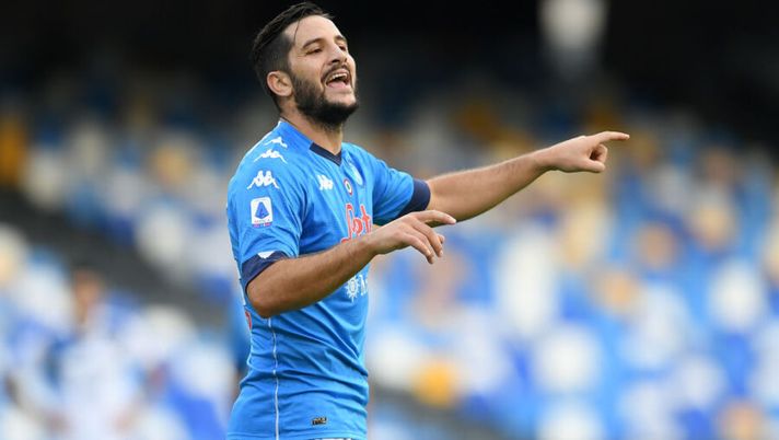 NAPLES, ITALY - OCTOBER 17: Kostantinos Manolas of SSC Napoli during the Serie A match between SSC Napoli and Atalanta BC at Stadio San Paolo on October 17, 2020 in Naples, Italy. (Photo by Francesco Pecoraro/Getty Images) Infortunio Manolas, Gattuso: “Non è detto che rientri con l’Atalanta, i suoi esami…” - immagine 1