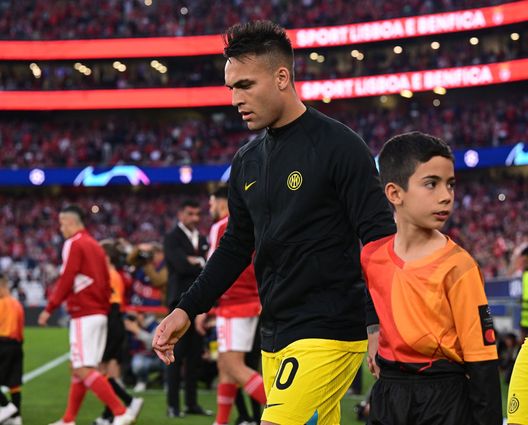 LIVEBLOG / Benfica-Inter, i tifosi: “Joao Mario è rimasto nerazzurro. Onana, statua!”- immagine 2