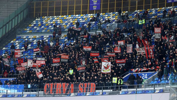 Napoli-Milan 0-4 Serie A 2022-2023 tifosi Curva Sud Milano AC Milan