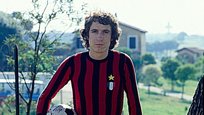 Italian singer-songwriter Rino Gaetano (Salvatore Antonio Gaetano) posing with a football and the AC Milan's new shirt (team of which he is a fan) with the star and the shield applied after the conquest of the 10th Italian title. Photo shoot. Italy, June 1979 ( Photo by Rino Petrosino/Mondadori via Getty Images) Italian singer-songwriter Rino Gaetano (Salvatore Antonio Gaetano) posing with a football and the AC Milan's new shirt (team of which he is a fan) with the star and the shield applied after the conquest of the 10th Italian title. Photo shoot. Italy, June 1979 ( Photo by Rino Petrosino/Mondadori via Getty Images)