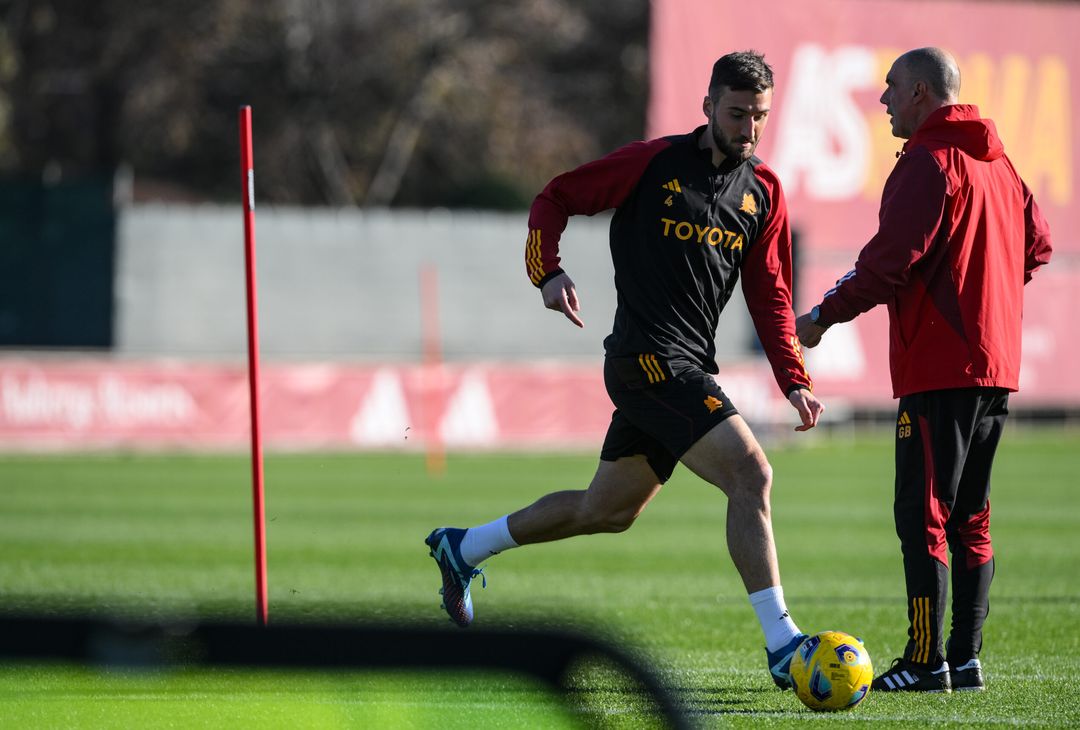 Roma, l’ultimo allenamento prima della partenza per Riyad – FOTOGALLERY - immagine 14
