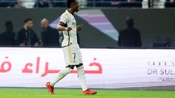 Real Madrid, Vinicius come Totti: gesto del 4 alla panchina del Barcellona – FOTO