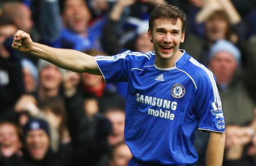  26 dicembre 2007 - Andriy Shevchenko segna in Chelsea-Aston Villa 4-4 (credits: GETTY Images) 
