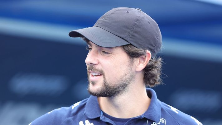 EMPOLI, ITALY - AUGUST 31: Mattia Destro of Empoli FC looks on during the Serie A match between Empoli FC and Hellas Verona at Stadio Carlo Castellani on August 31, 2022 in Empoli, Italy. (Photo by Gabriele Maltinti/Getty Images) Empoli, segnali positivi da Destro: gol in amichevole e la sua possibile gestione col Milan - immagine 1