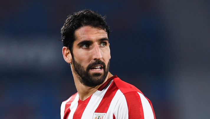 VALENCIA, SPAIN - MARCH 04: Raul Garcia of Athletic Club looks on during the Copa del Rey Semi Final Second Leg match between FC Levante and Athletic Club at Ciutat de Valencia on March 04, 2021 in Valencia, Spain. Sporting stadiums around Spain remain under strict restrictions due to the Coronavirus Pandemic as Government social distancing laws prohibit fans inside venues resulting in games being played behind closed doors. (Photo by David Ramos/Getty Images) VALENCIA, SPAIN - MARCH 04: Raul Garcia of Athletic Club looks on during the Copa del Rey Semi Final Second Leg match between FC Levante and Athletic Club at Ciutat de Valencia on March 04, 2021 in Valencia, Spain. Sporting stadiums around Spain remain under strict restrictions due to the Coronavirus Pandemic as Government social distancing laws prohibit fans inside venues resulting in games being played behind closed doors. (Photo by David Ramos/Getty Images)