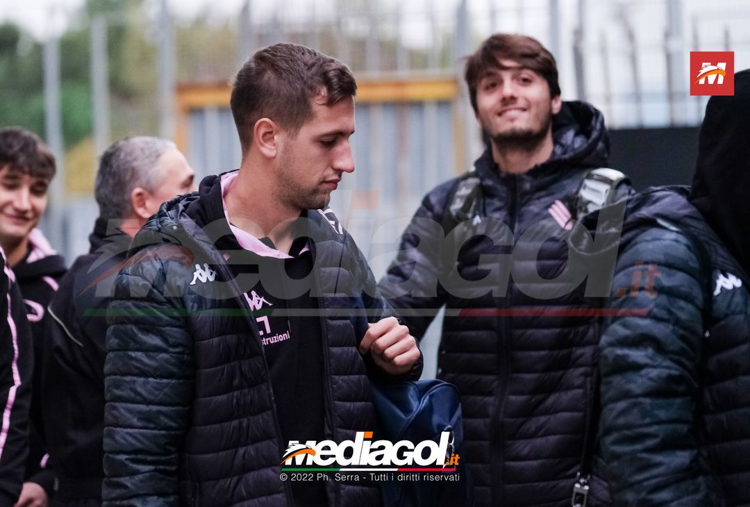 FOTO Spal-Palermo, i rosanero in partenza dallo stadio “Renzo Barbera” (Gallery) - immagine 40