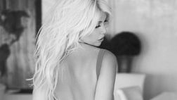 Wanda Nara, nuovo scatto bollente: lady Icardi in posa, il lato B fa impazzire i fan