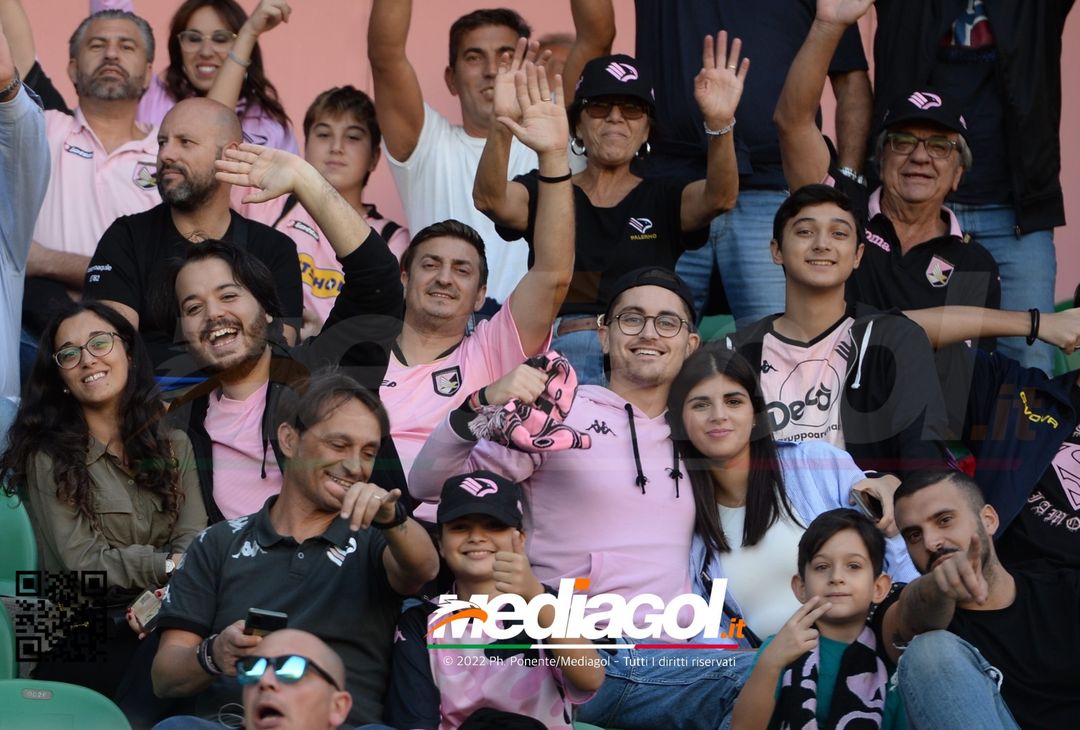 FOTOTIFO Palermo-Cittadella 0-0, i tifosi allo Stadio “Renzo Barbera” (Gallery) - immagine 93