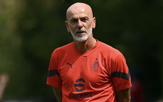 Stefano Pioli AC Milan allenamento Milanello