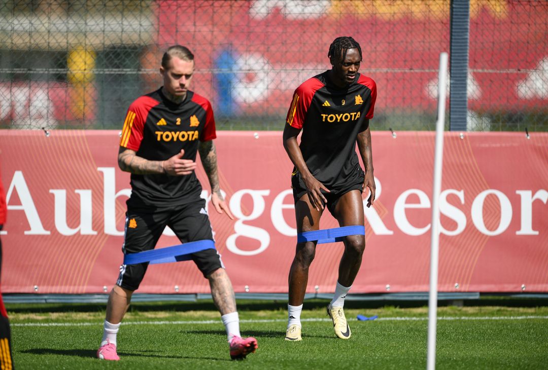 Trigoria, l’allenamento senza i nazionali: Abraham ancora in gruppo – FOTOGALLERY - immagine 2