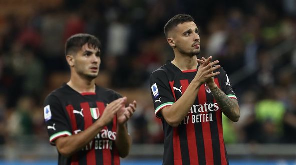 Brahim Díaz e Rade Krunic (giocatori AC Milan) al termine di Milan-Napoli 1-2 (Serie A 2022-2023) | News (Getty Images) Brahim Díaz Krunic AC Milan Milan-Napoli 1-2 Serie A 2022-2023