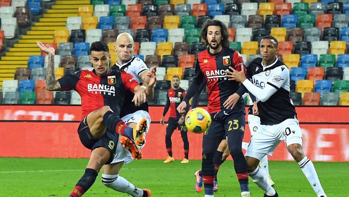 UDINE, ITALY - NOVEMBER 22:Gianluca Scamacca of Genoa CFC scores his goal canceled during the Serie A match between Udinese Calcio and Genoa CFC at Dacia Arena on November 22, 2020 in Udine, Italy. (Photo by Alessandro Sabattini/Getty Images) UDINE, ITALY - NOVEMBER 22:Gianluca Scamacca of Genoa CFC scores his goal canceled during the Serie A match between Udinese Calcio and Genoa CFC at Dacia Arena on November 22, 2020 in Udine, Italy. (Photo by Alessandro Sabattini/Getty Images)