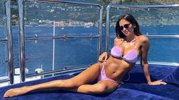Jessica Melena fa impazzire il web in bikini: le forme in barca di lady Immobile sono esplosive