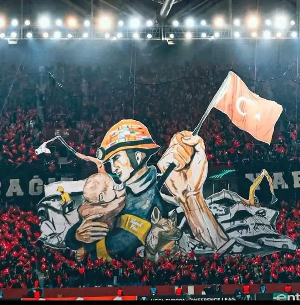 Conference League, disordini tra gli ultras di Basilea e Trabzonspor- immagine 2